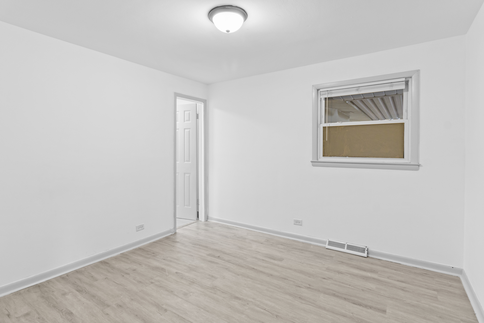 7915 Massasoit Avenue Property Photo 7