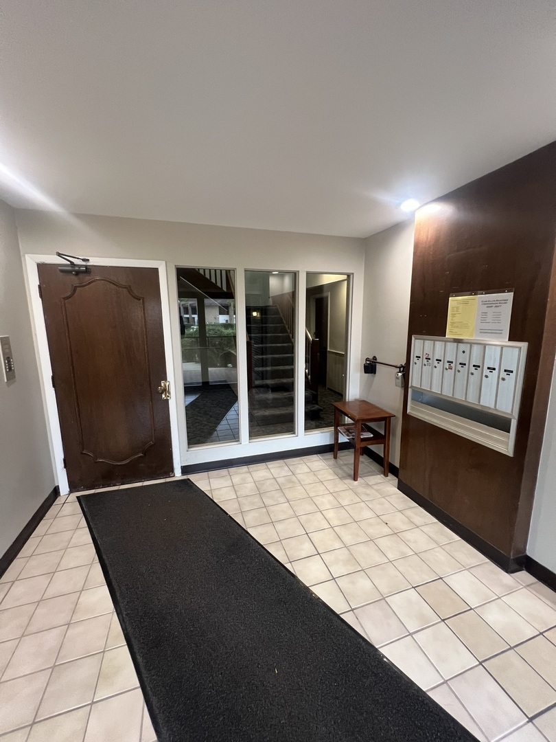 476 Raintree Court 2c Property Photo 3