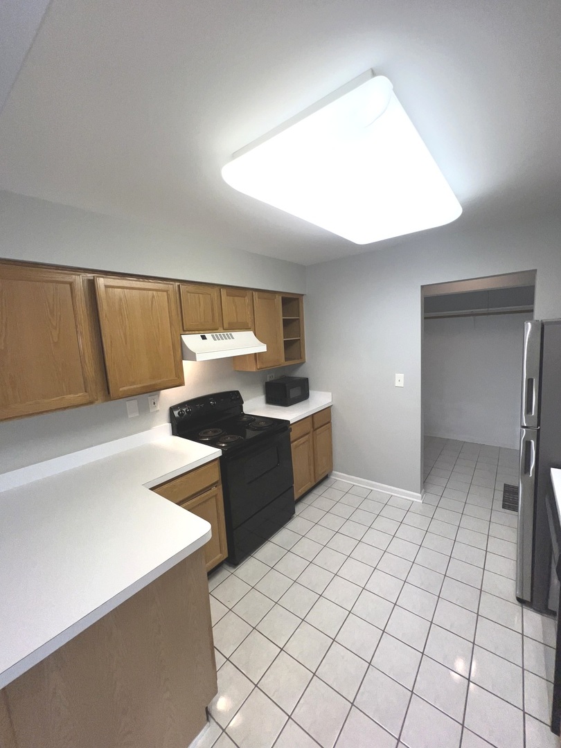 476 Raintree Court 2c Property Photo 7