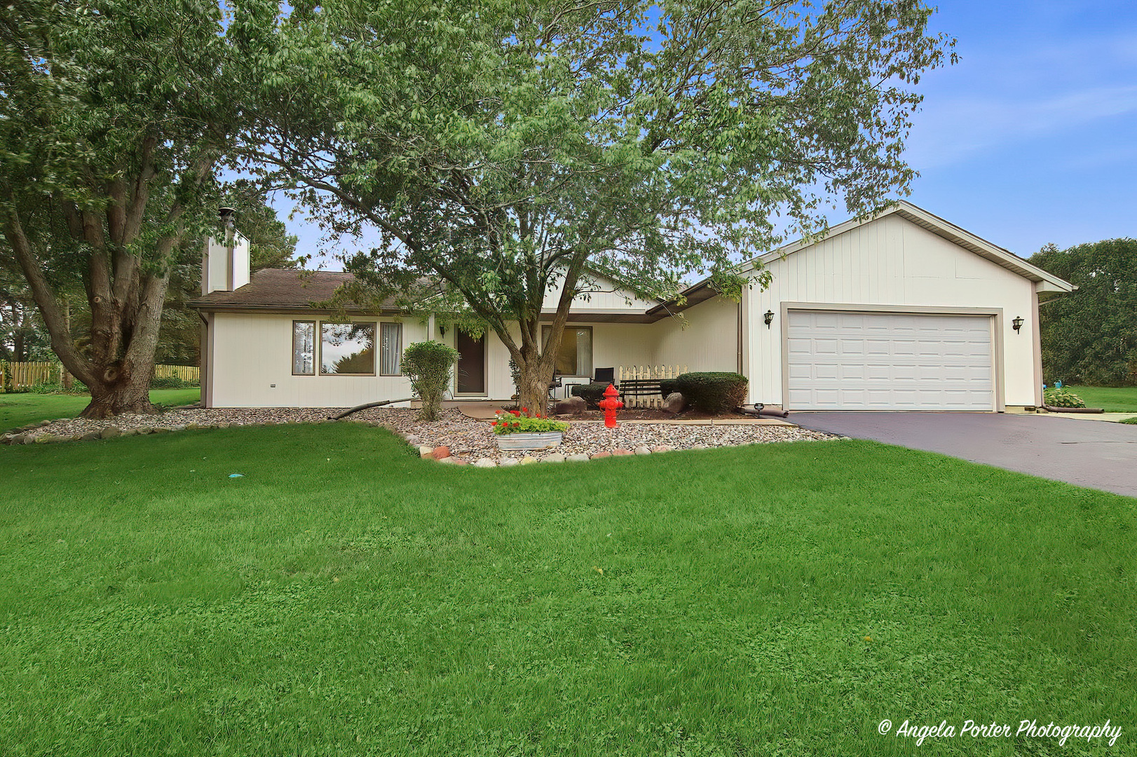 8707 Deer Trail Road Property Photo 1