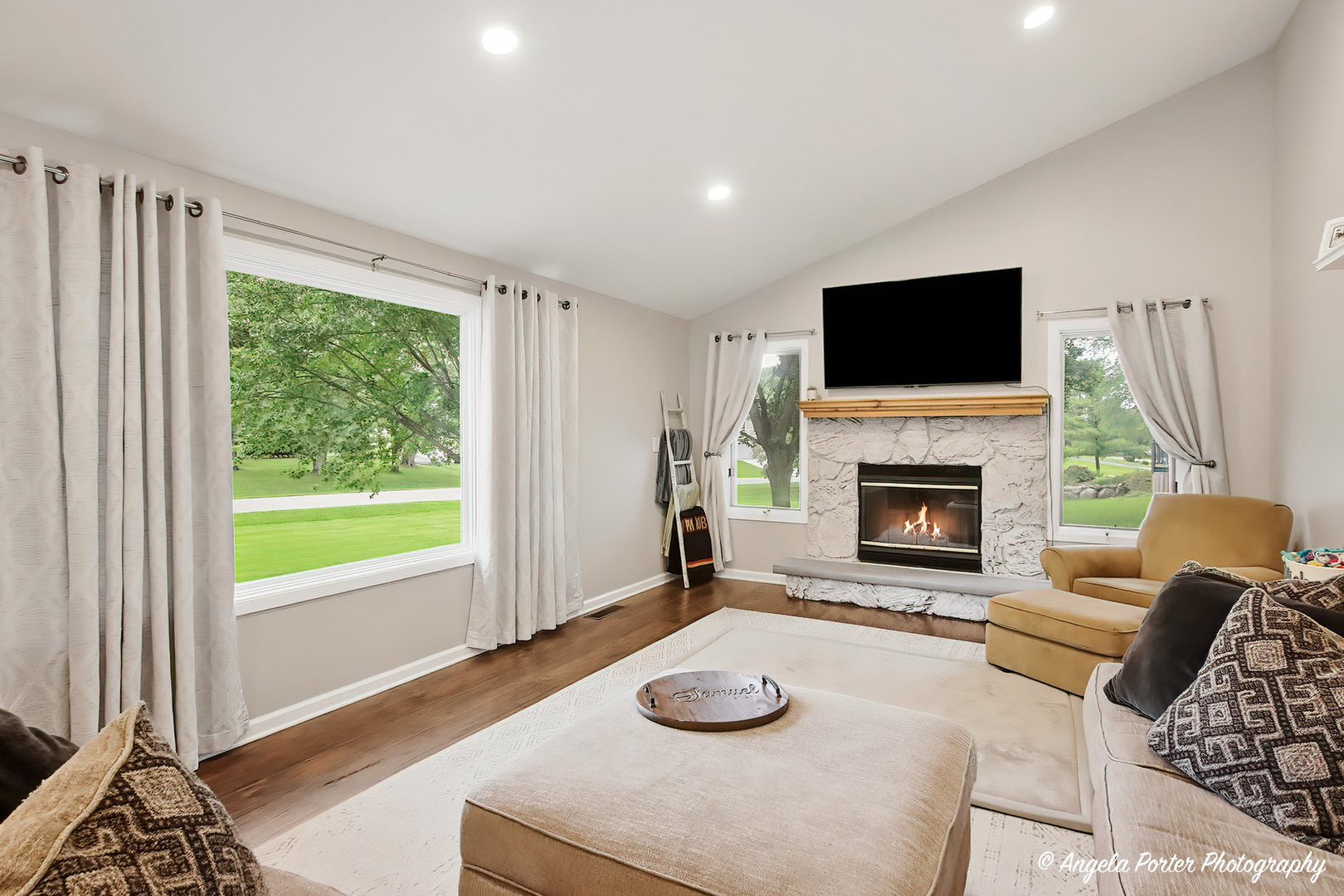 8707 Deer Trail Road Property Photo 7