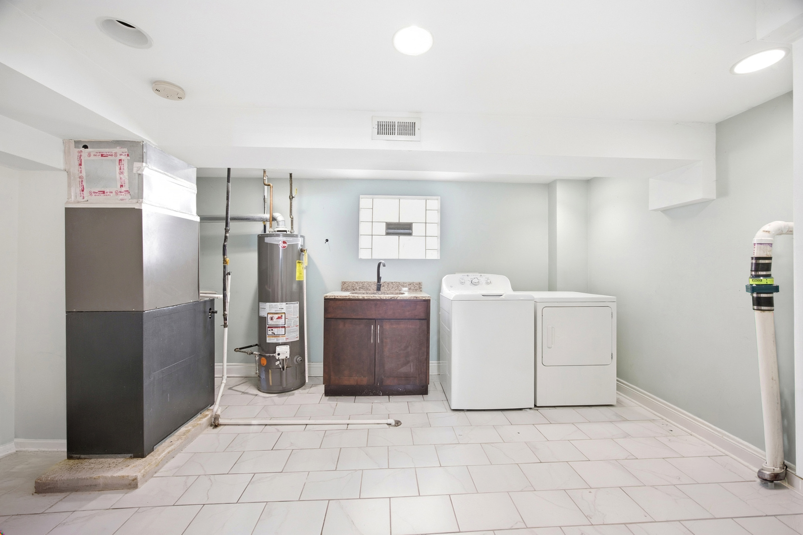 8222 S Albany Avenue Property Photo 18