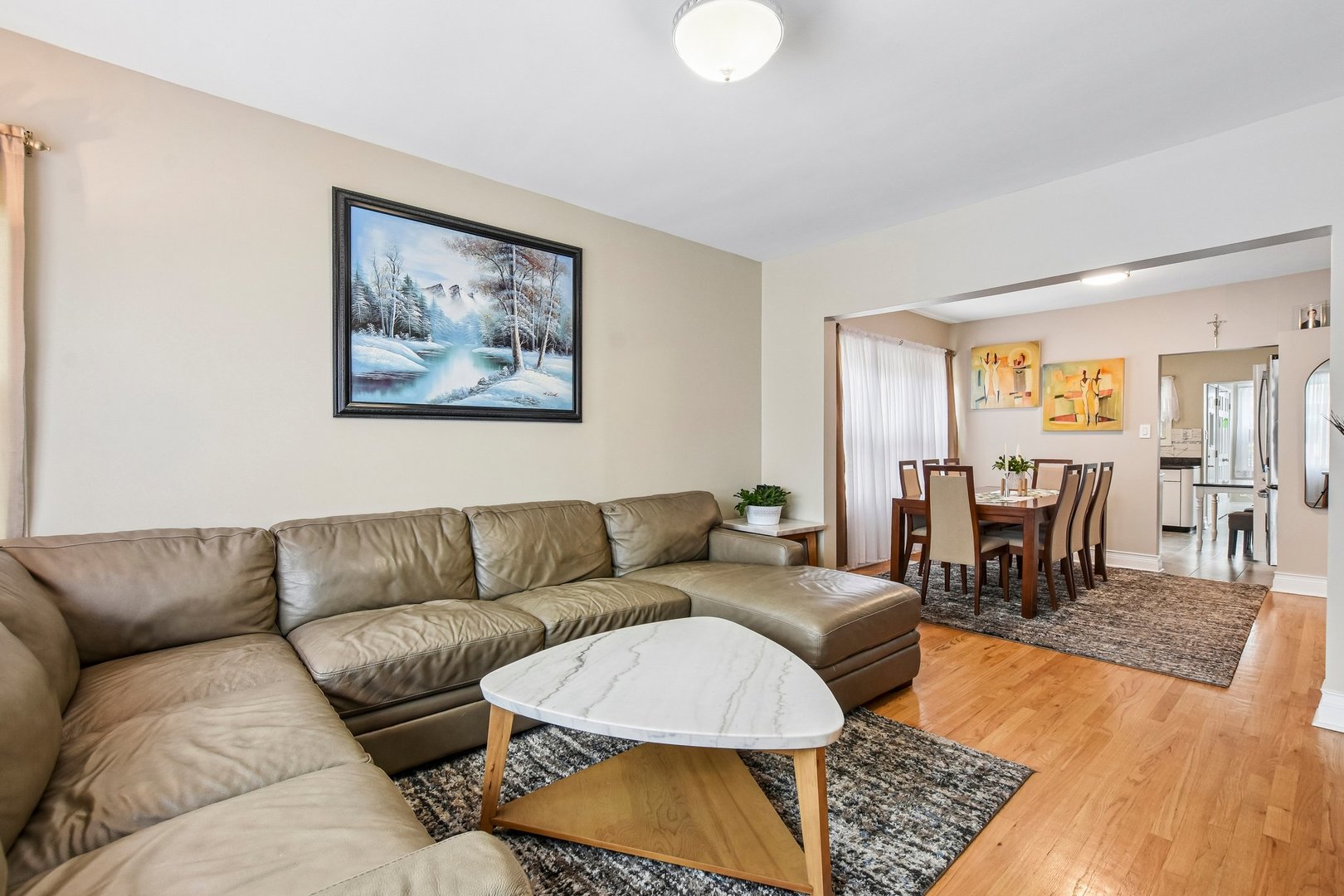 5705 W Newport Avenue Property Photo 3