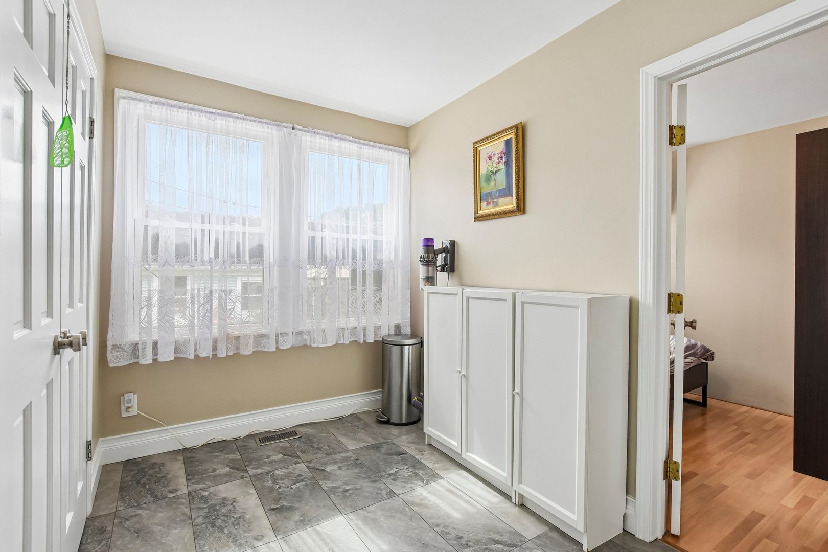 5705 W Newport Avenue Property Photo 13