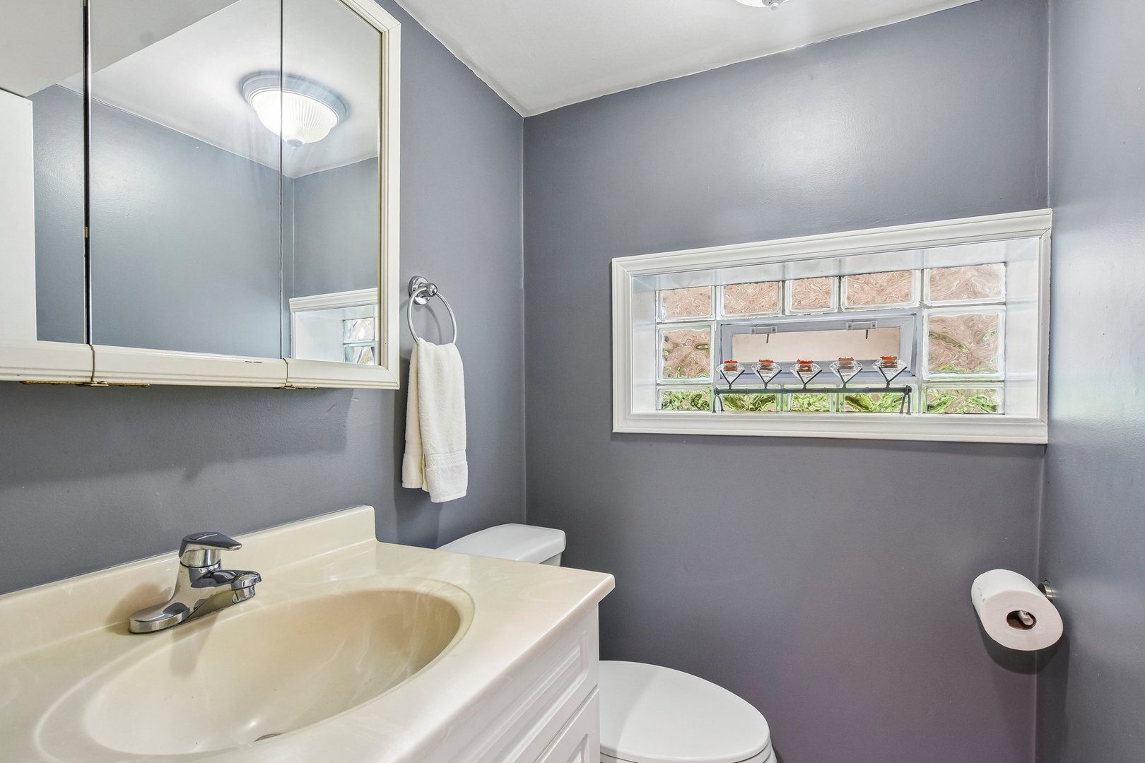 5705 W Newport Avenue Property Photo 30