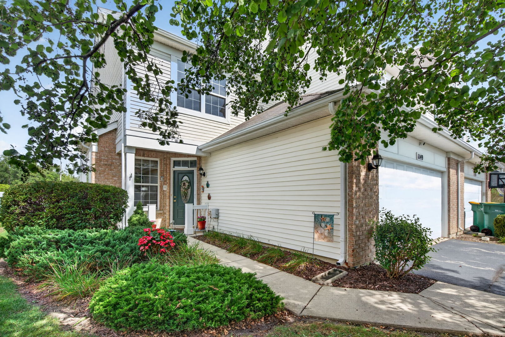 1149 Heron Circle Property Photo 1