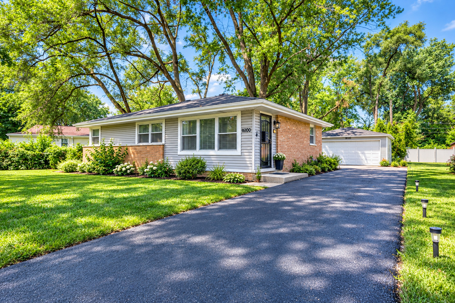 16100 Circle Drive Property Photo 1