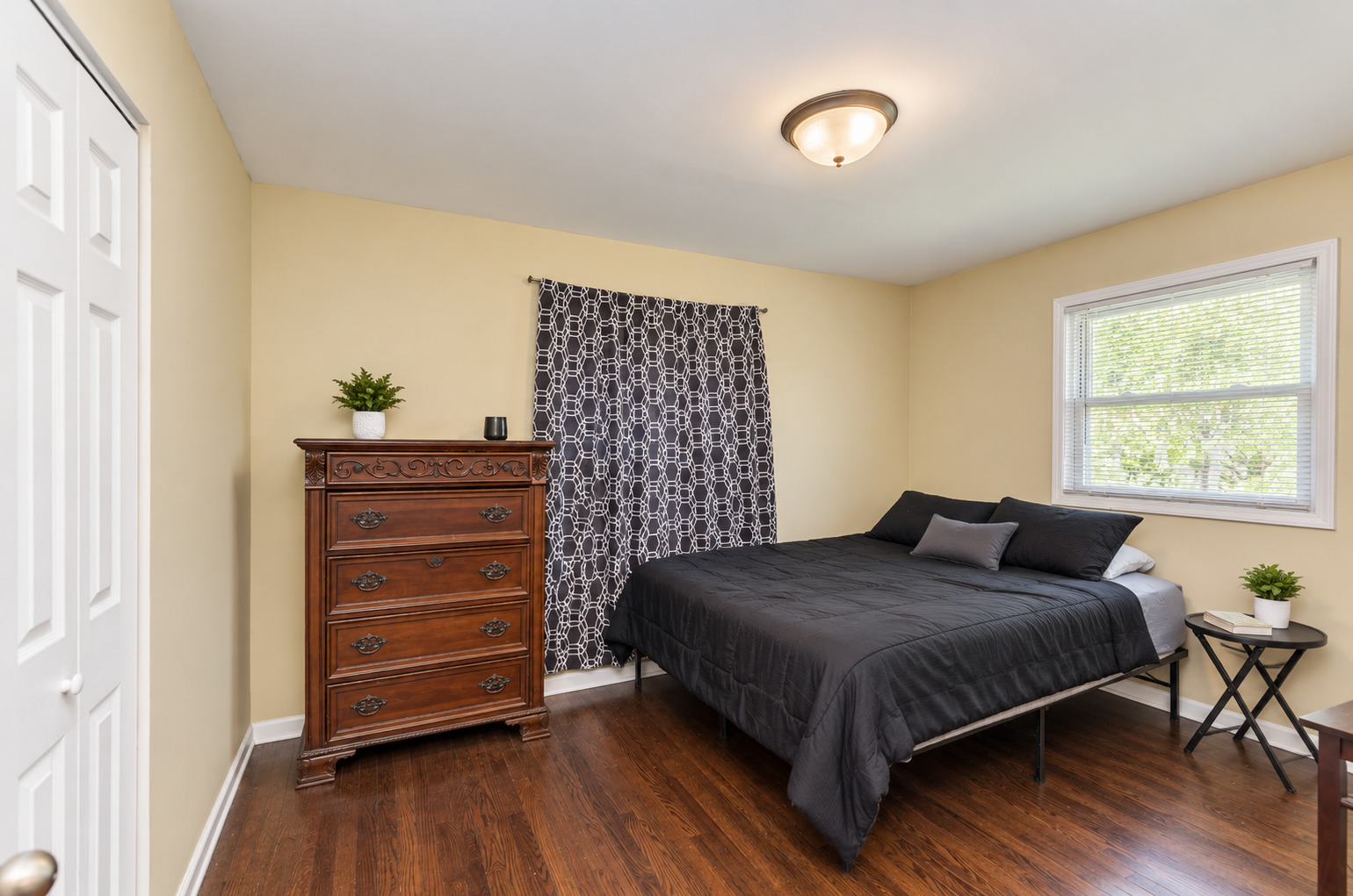 16100 Circle Drive Property Photo 9