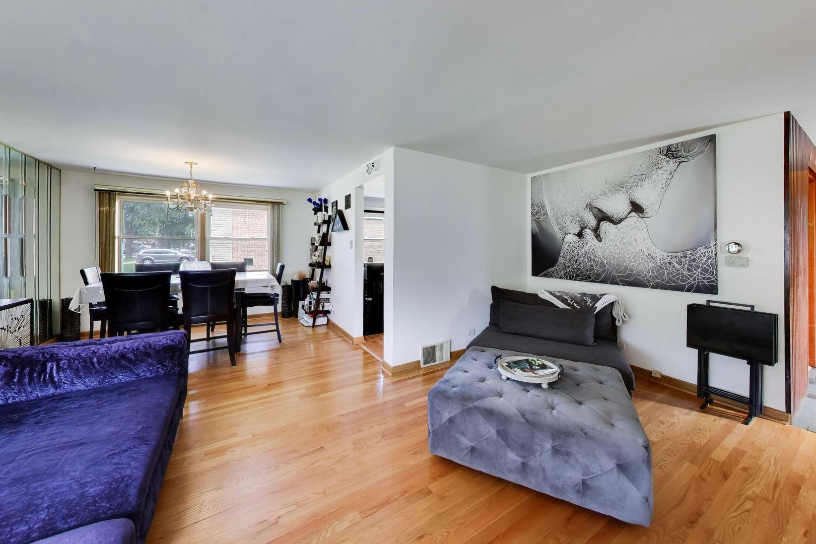 15535 University Avenue Property Photo 2