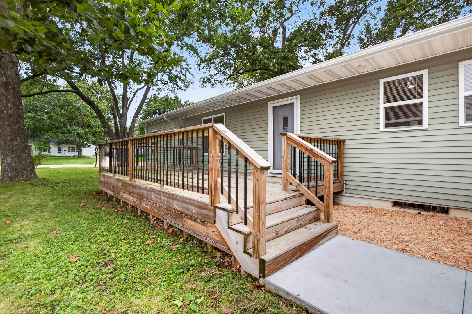 1615 Dorothy Street Property Photo 3
