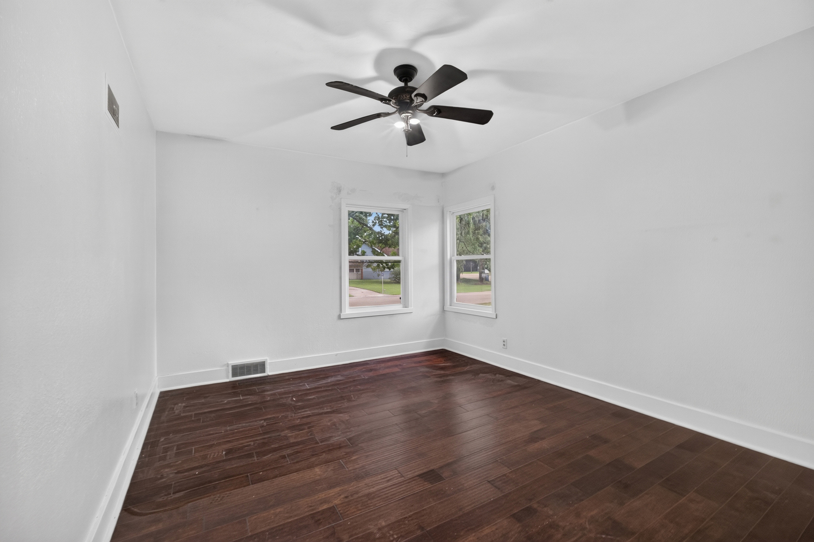 1615 Dorothy Street Property Photo 24