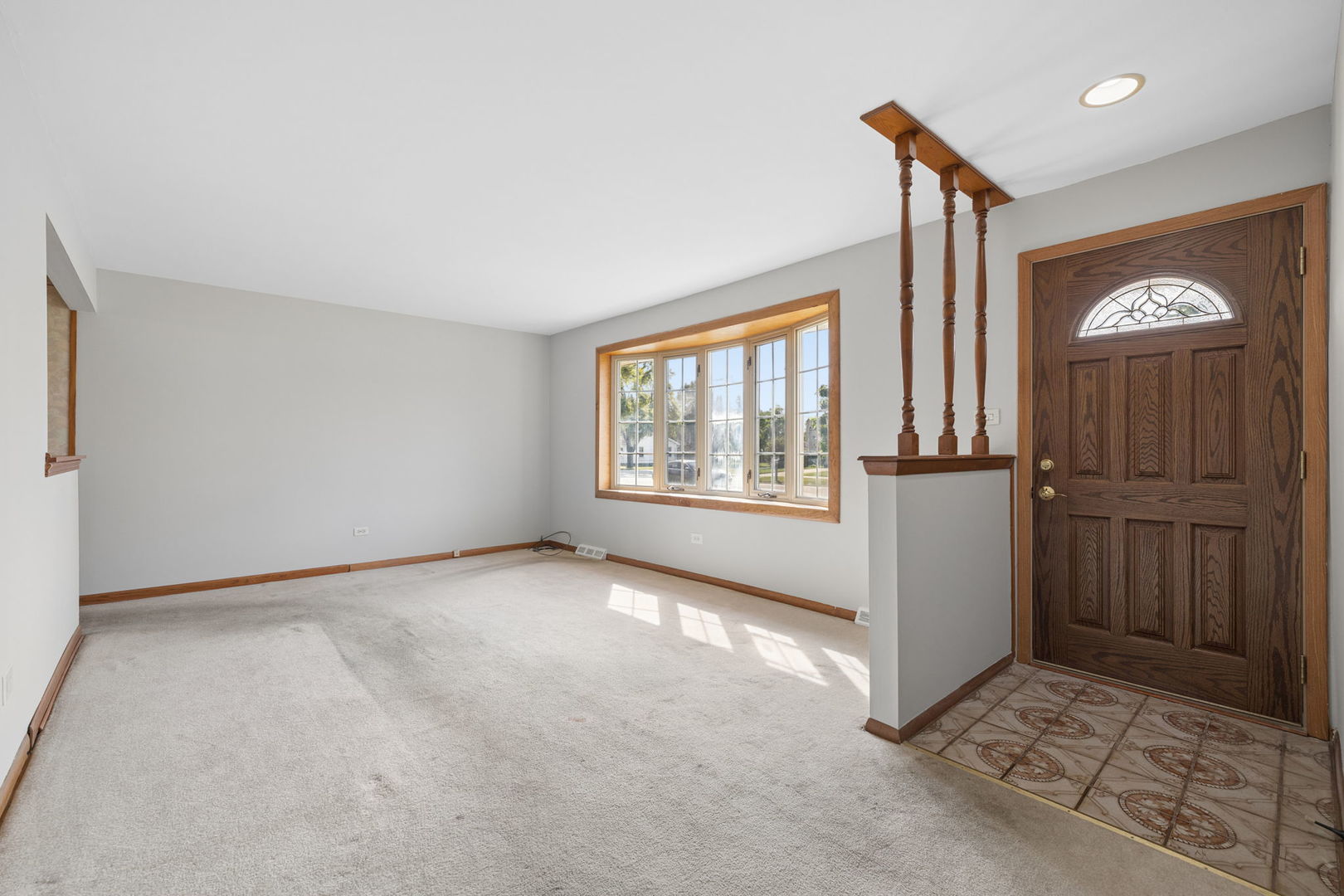 6516 W 84th Street Property Photo 4