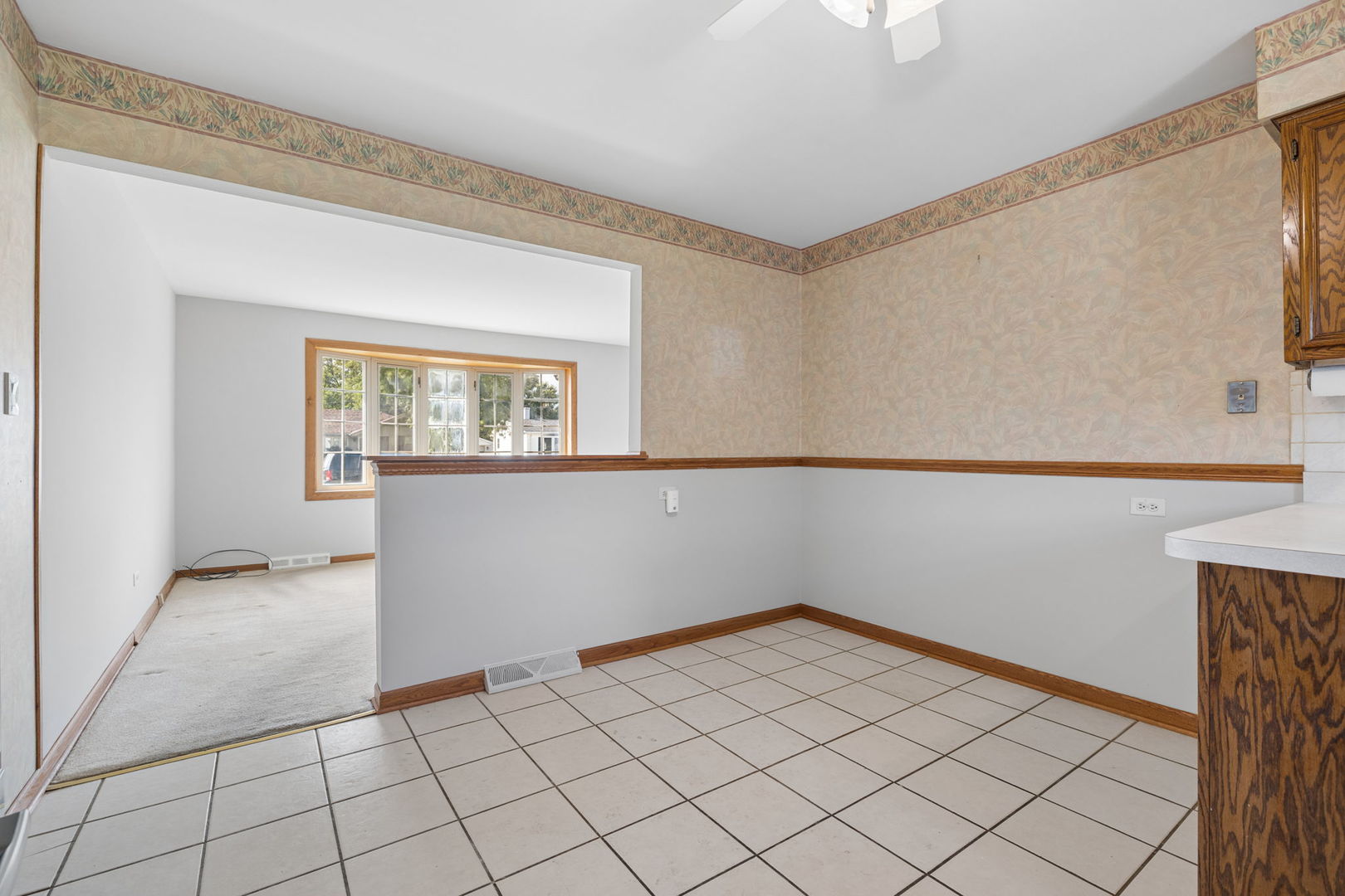 6516 W 84th Street Property Photo 10