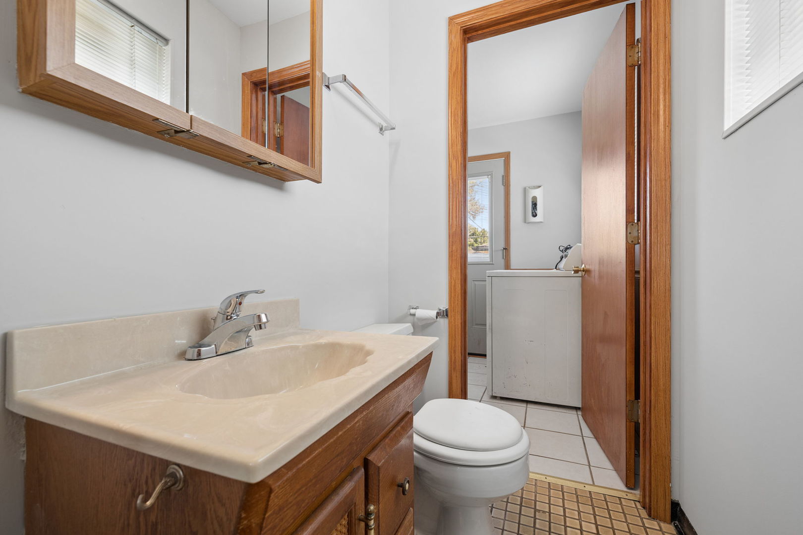 6516 W 84th Street Property Photo 14