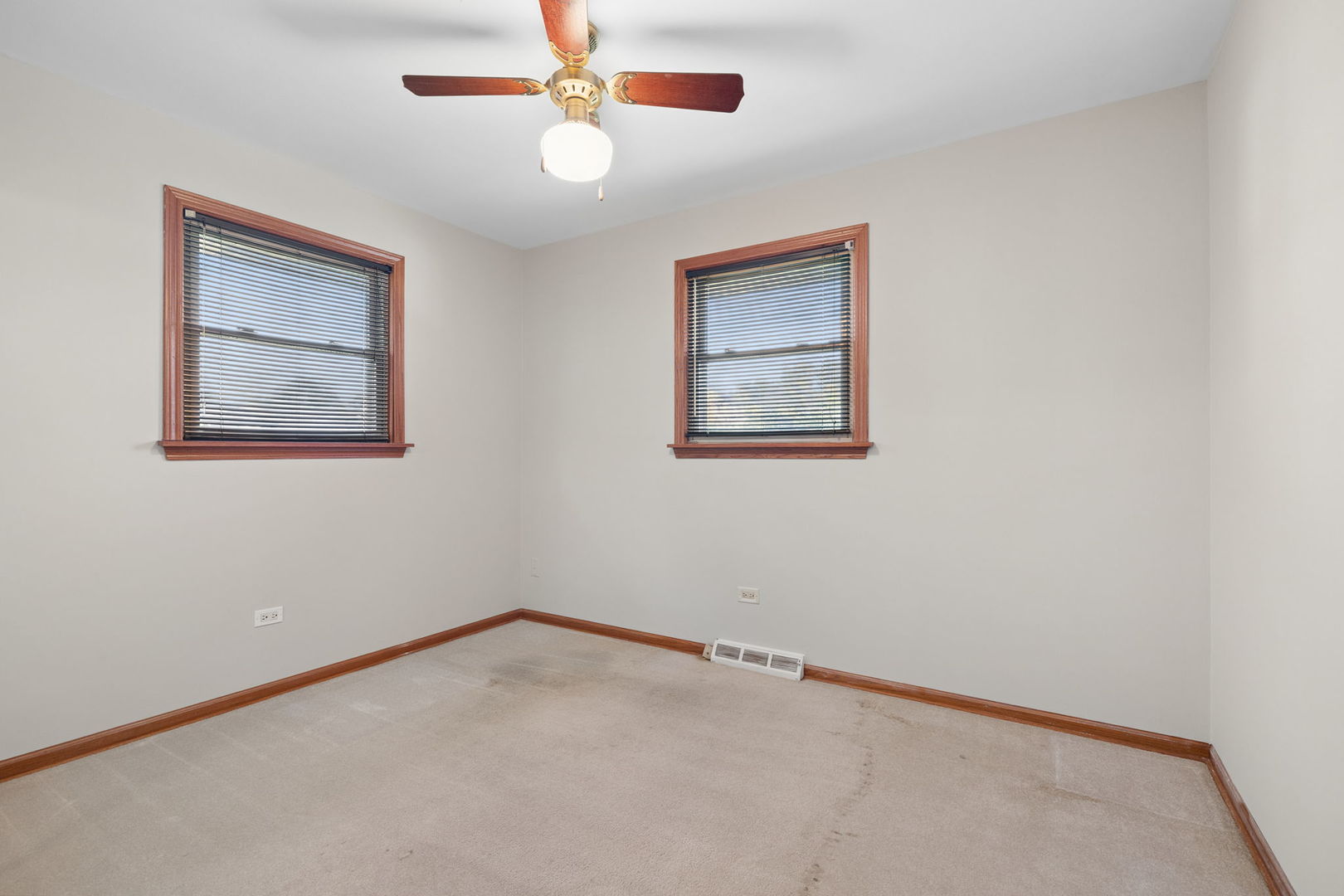 6516 W 84th Street Property Photo 16