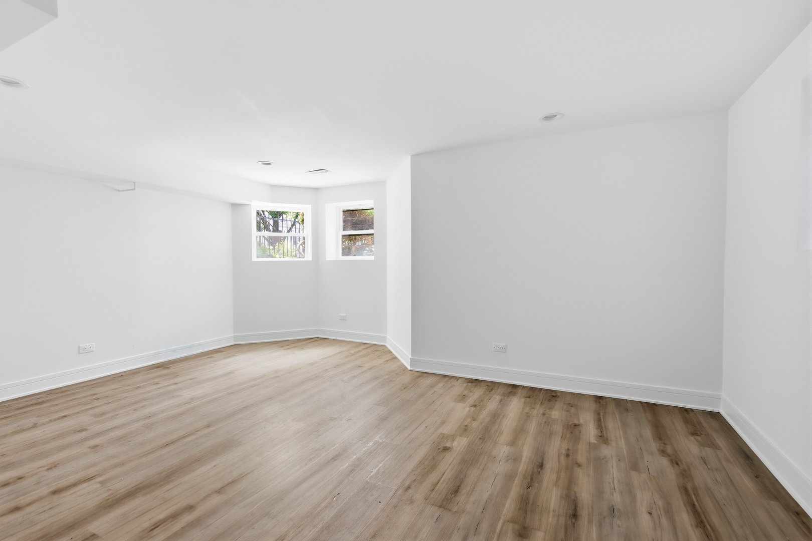 7213 S Morgan Avenue Property Photo 14