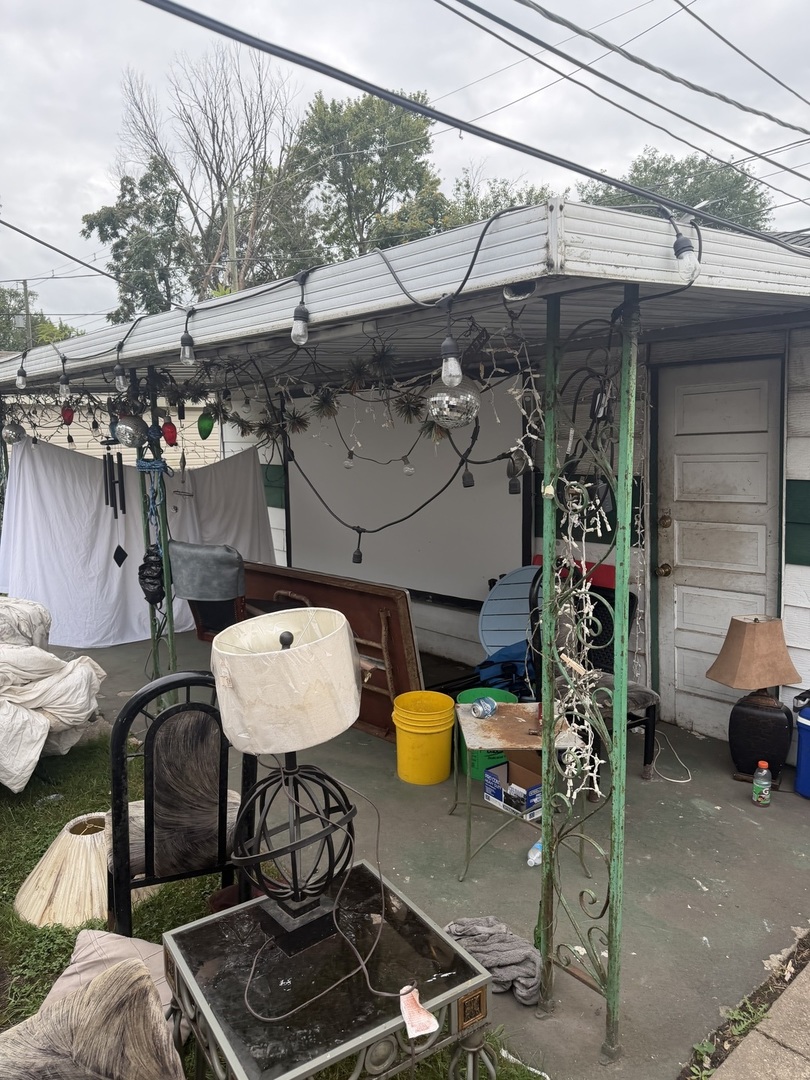 12718 S Parnell Avenue Property Photo 3