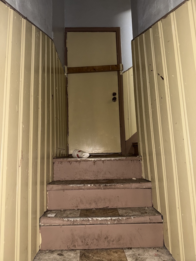 12718 S Parnell Avenue Property Photo 7