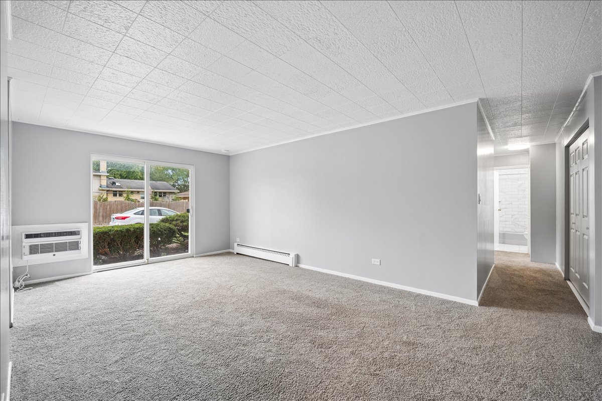 681 Elmhurst Road C Property Photo 2