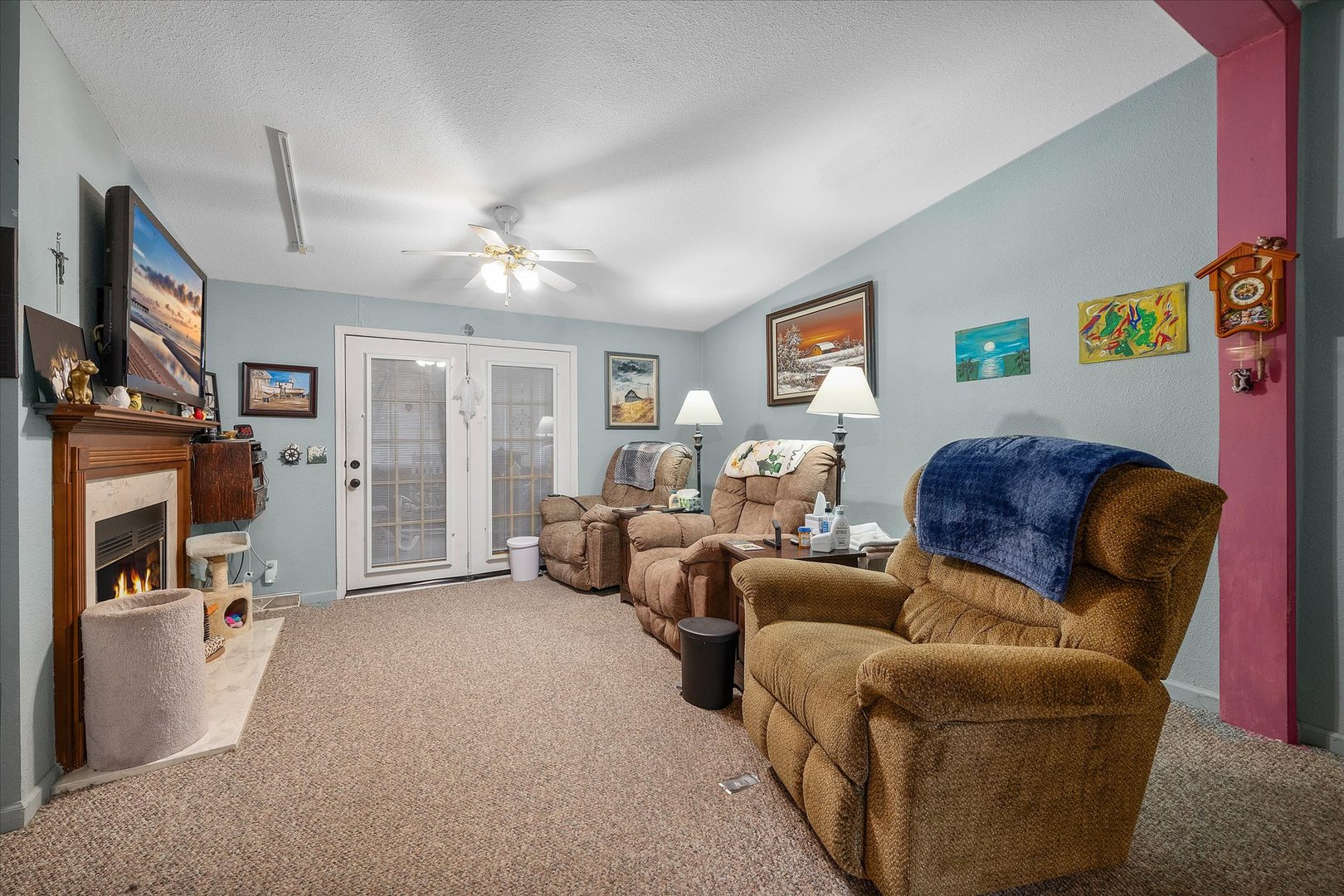 303 Mallard Lane Property Photo 4