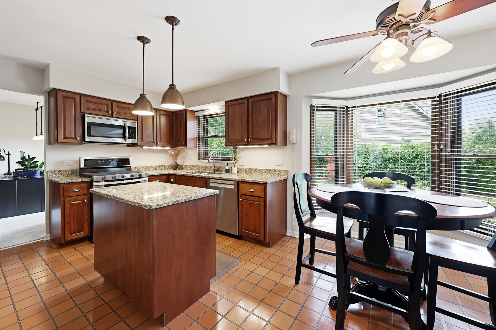 1222 Biscayne Drive Property Photo 8