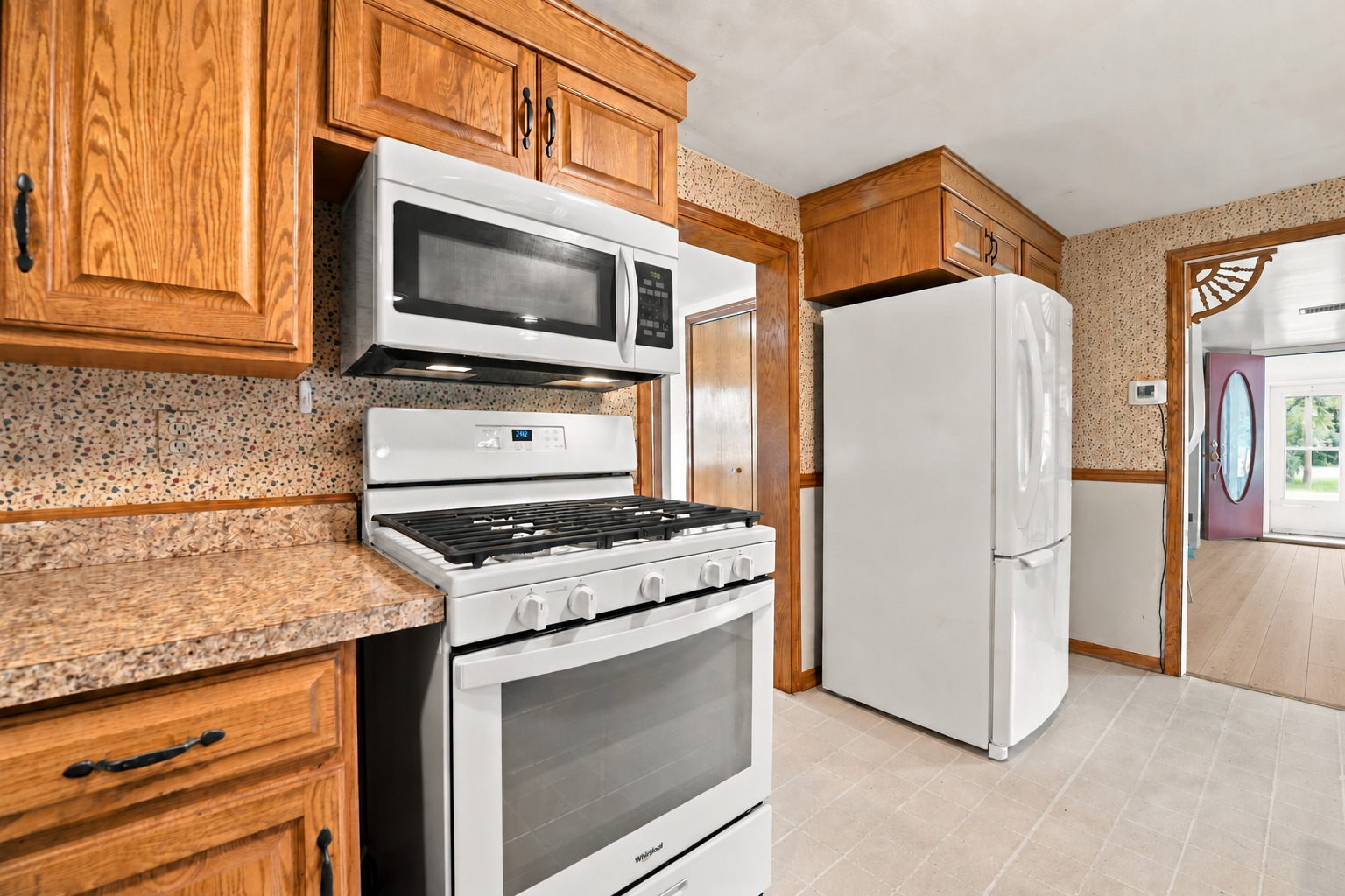 306 N Canal Street Property Photo 8