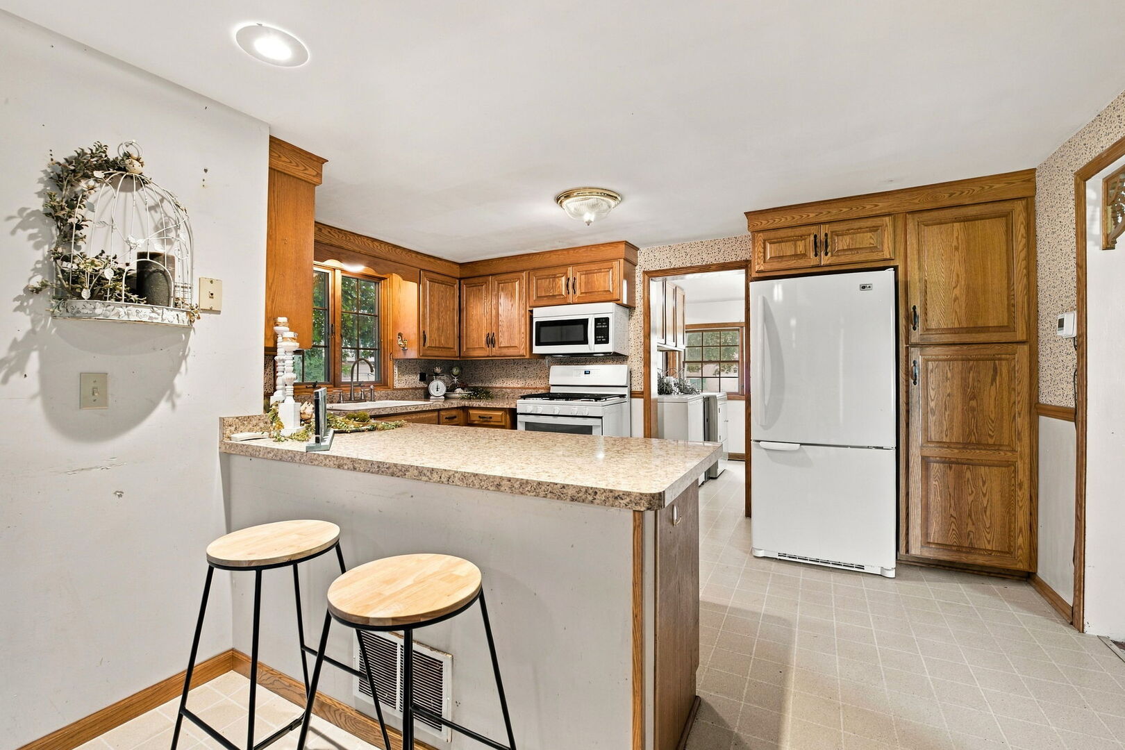 306 N Canal Street Property Photo 9
