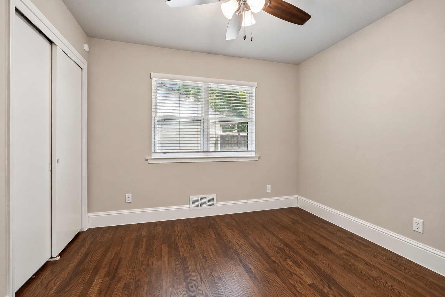 721 James Drive Property Photo 22