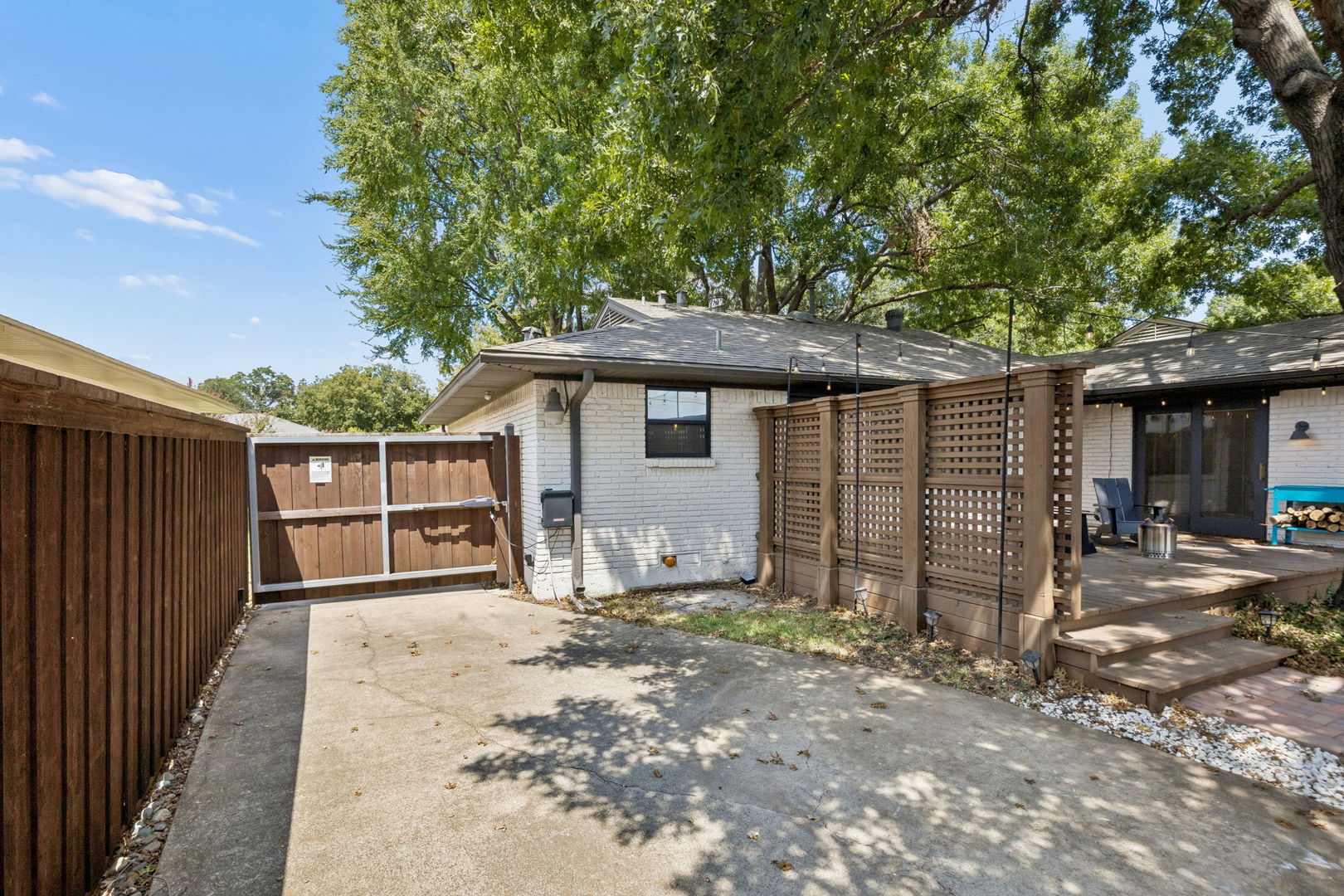 721 James Drive Property Photo 31