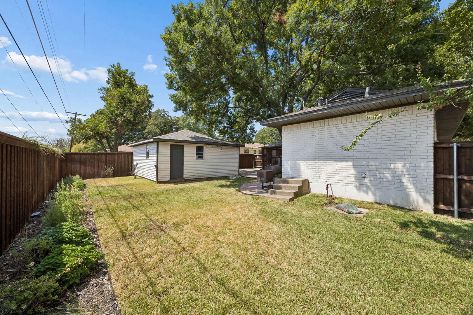 721 James Drive Property Photo 32