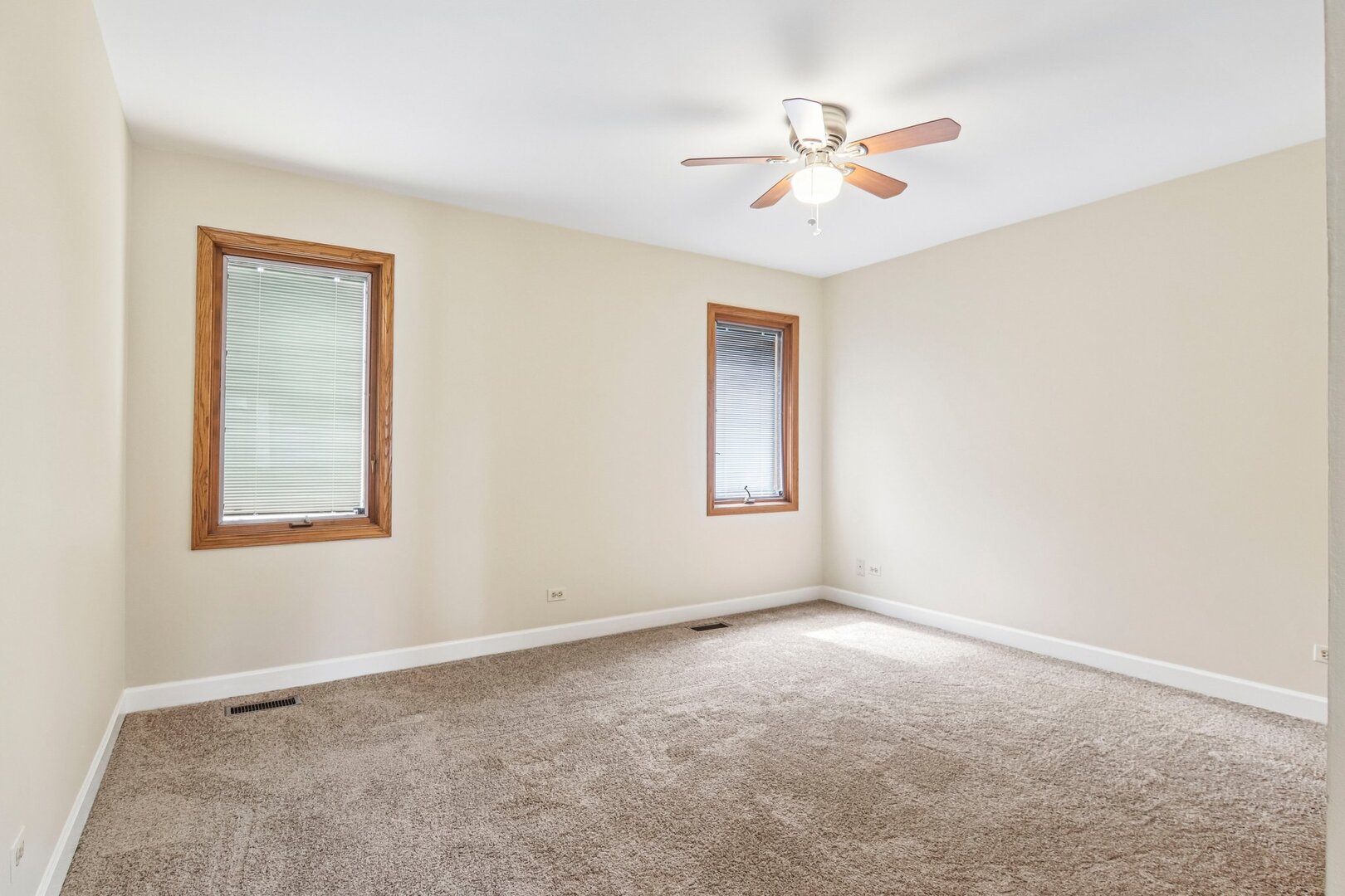 1167 S Hiddenbrook Trail Property Photo 38