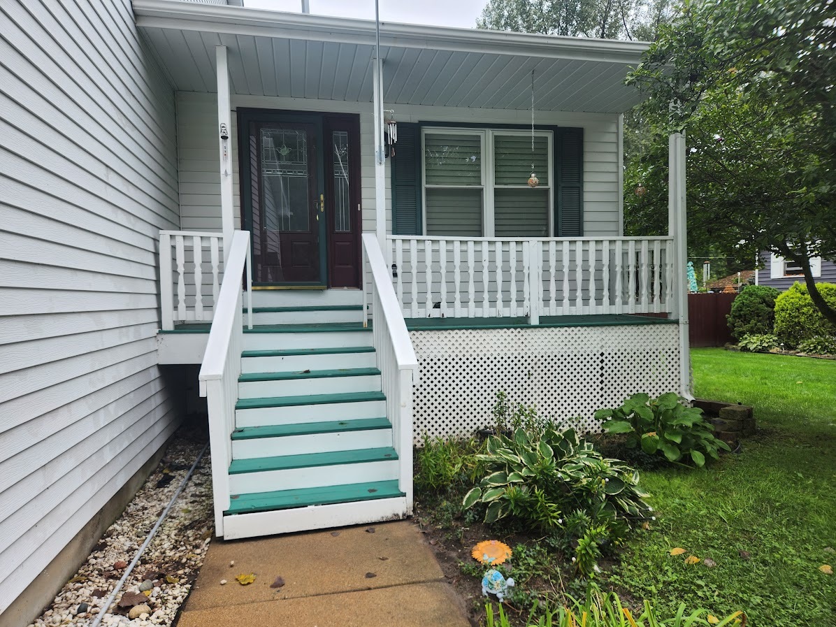 11233 3rd Avenue Property Photo 3