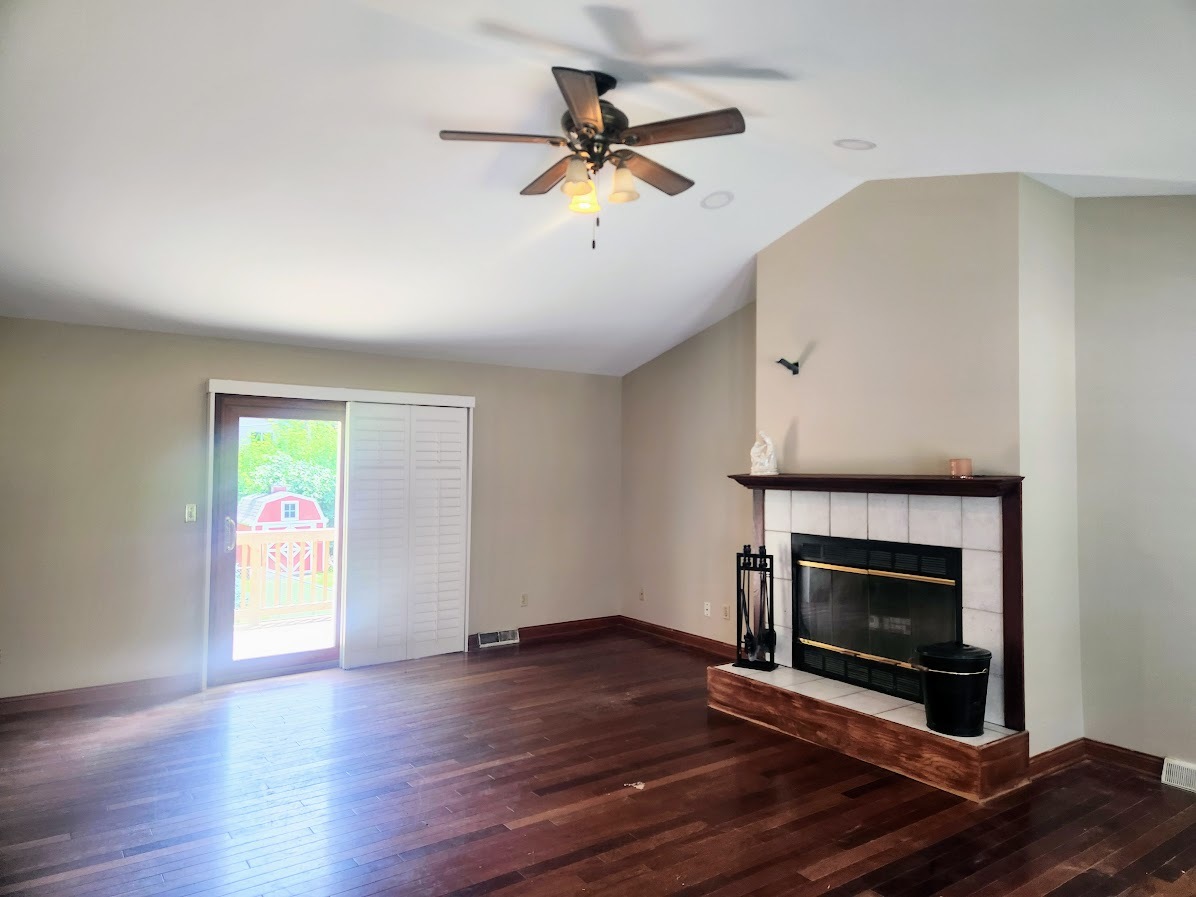 11233 3rd Avenue Property Photo 9