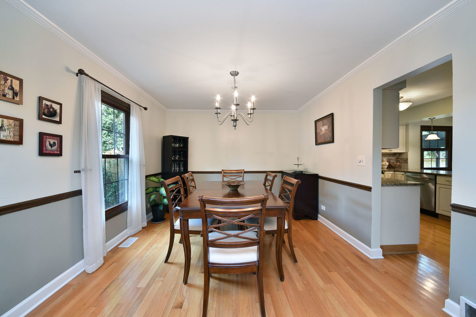 229 N Whispering Hills Drive Property Photo 6