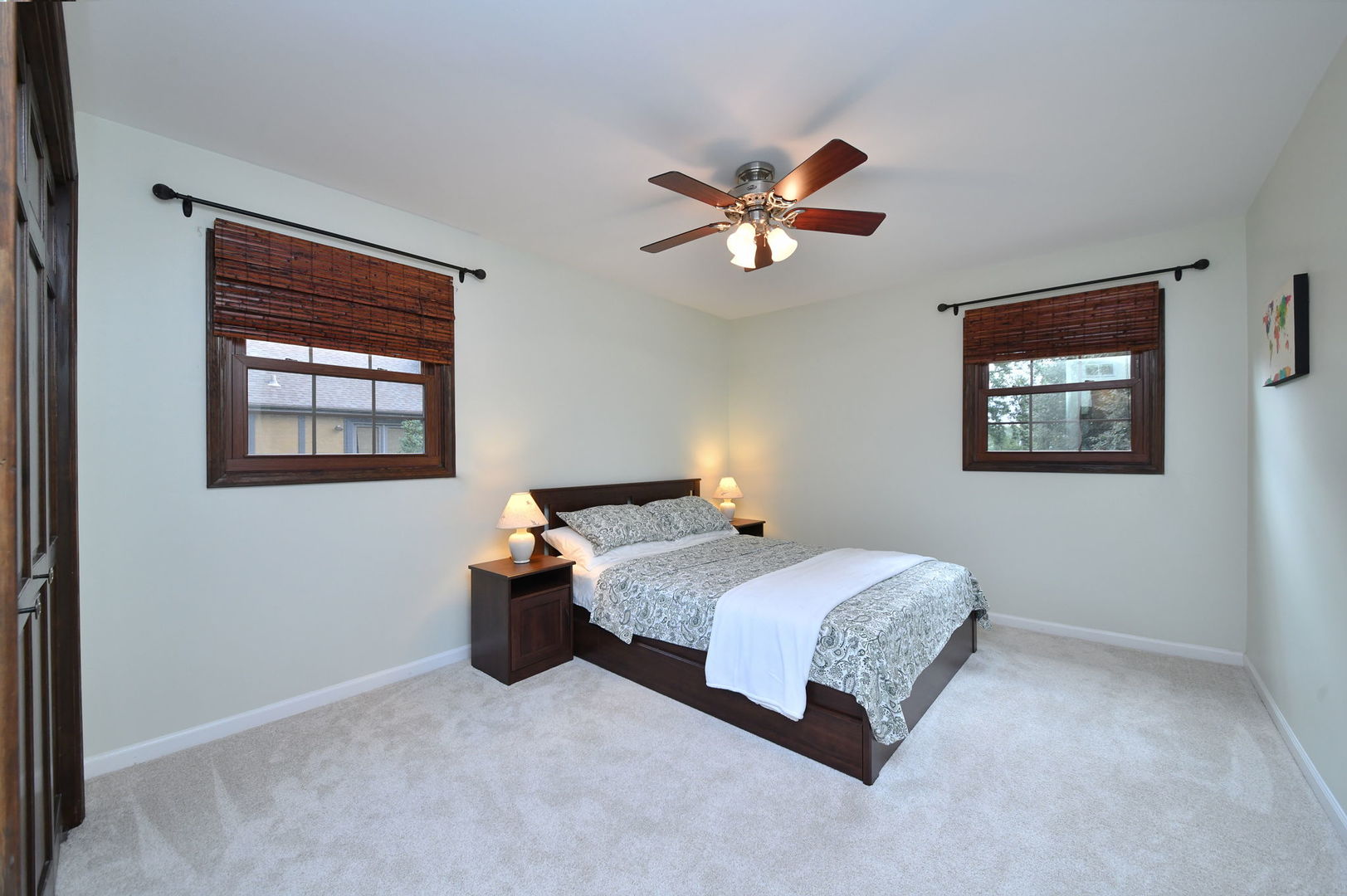 229 N Whispering Hills Drive Property Photo 17