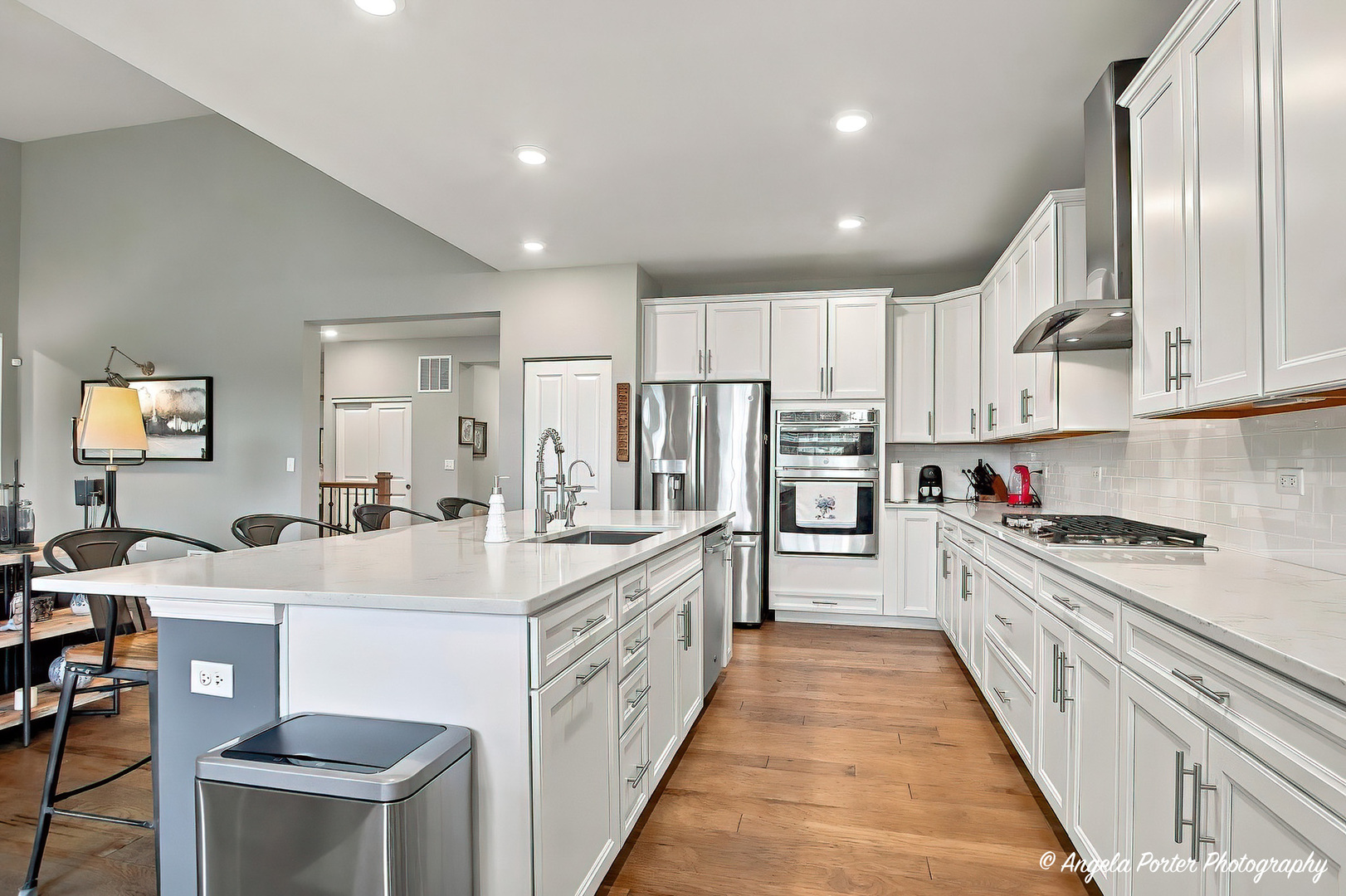 325 Tralee Lane Property Photo 6