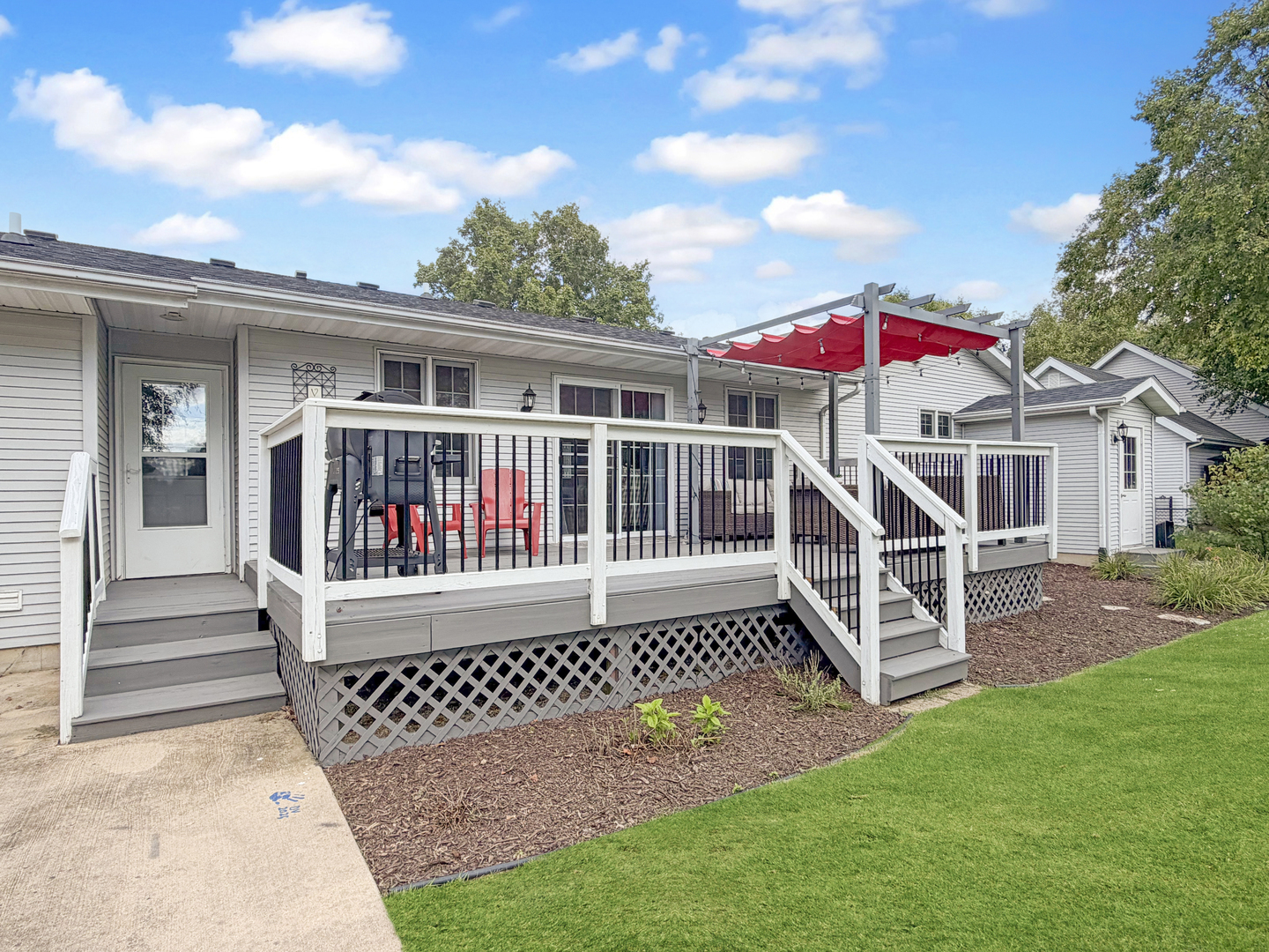 107 Meadow Court Property Photo 4