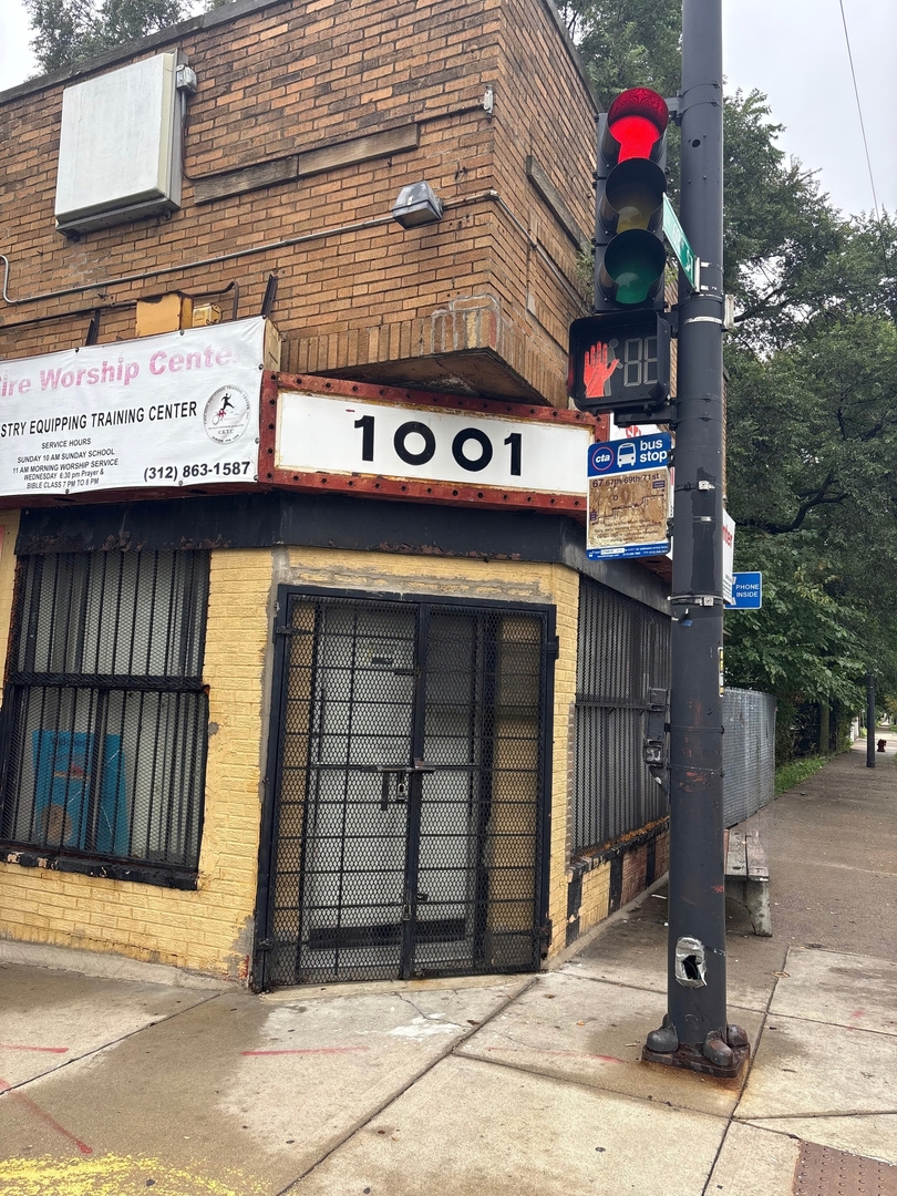 1001 W 69th Street Property Photo 1