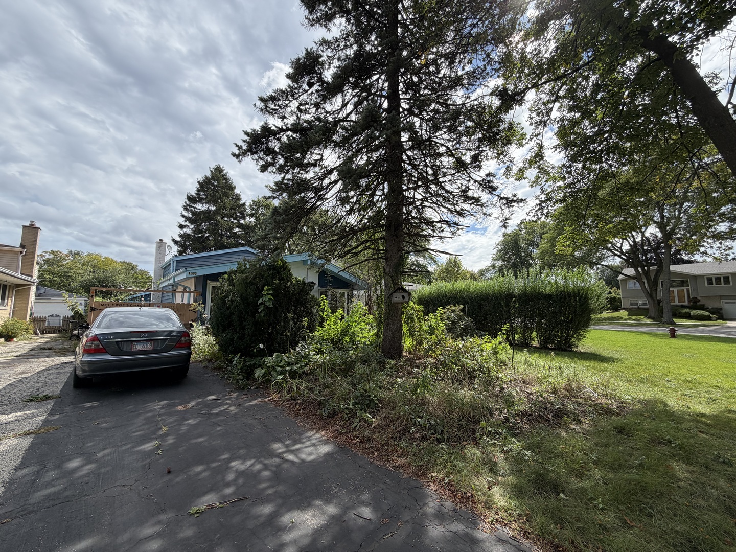1357 S Vail Avenue Property Photo 1