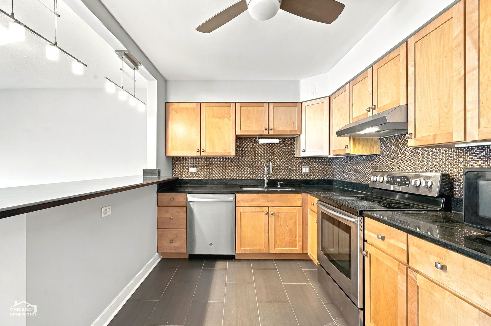 250 Ridge Avenue 4h Property Photo 7