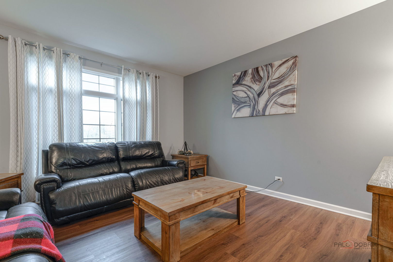 285 Regency Court Unit B Court Property Photo 18