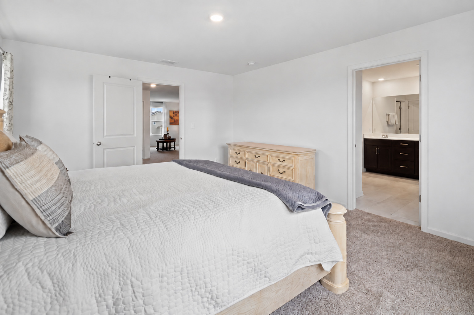 695 Kentshire Circle Property Photo 33