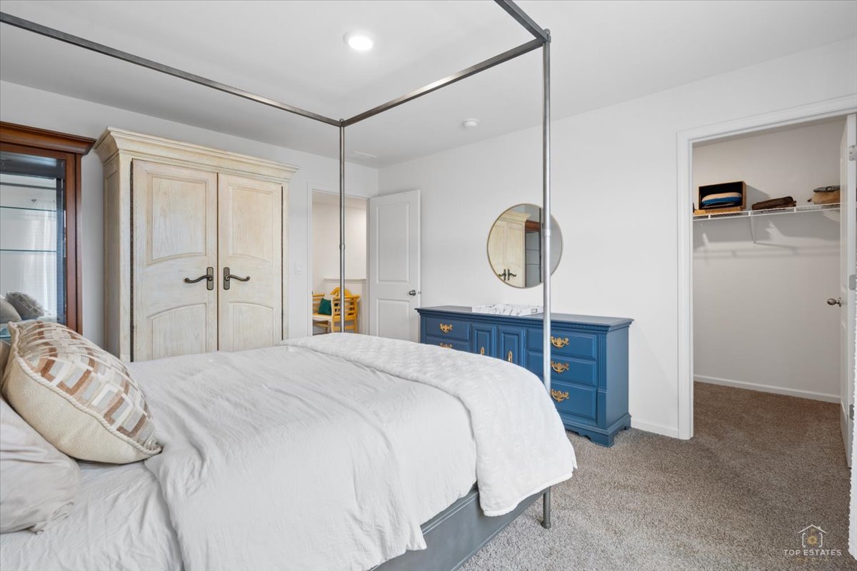 695 Kentshire Circle Property Photo 38