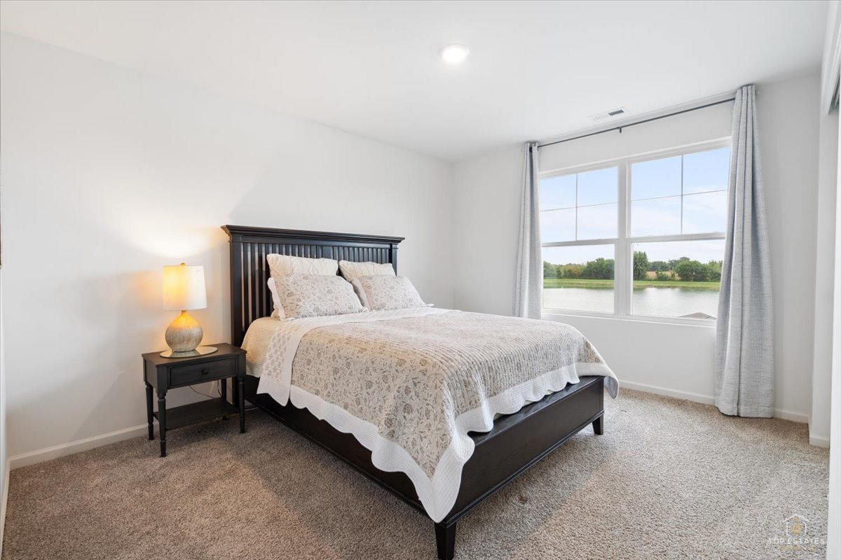 695 Kentshire Circle Property Photo 39