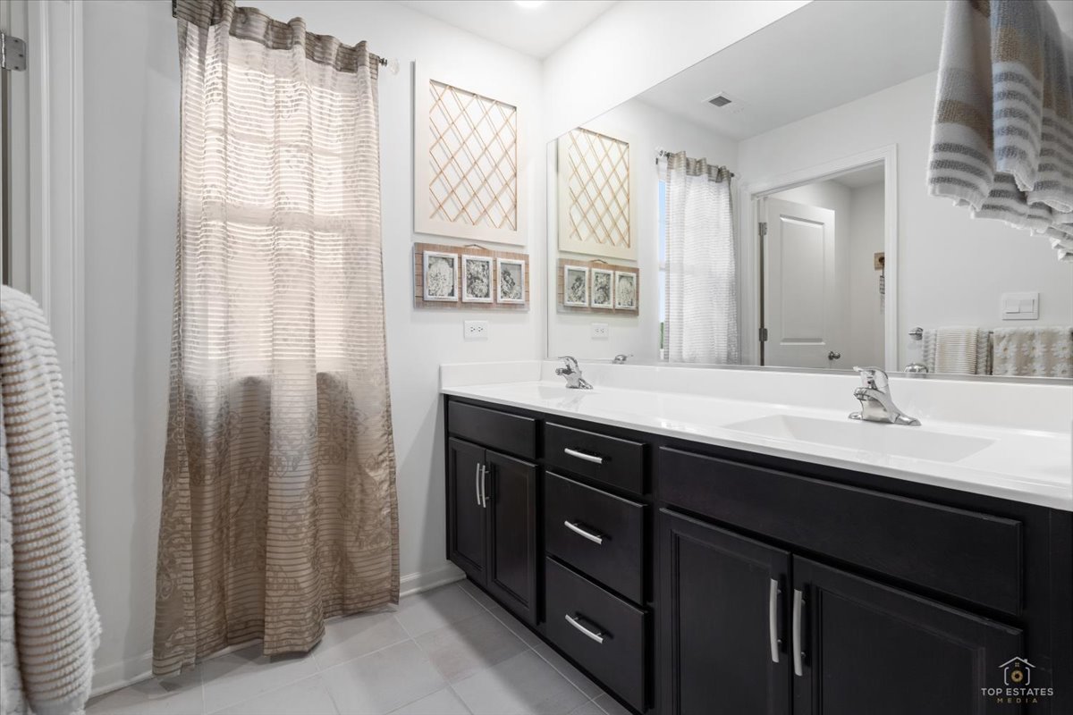 695 Kentshire Circle Property Photo 40