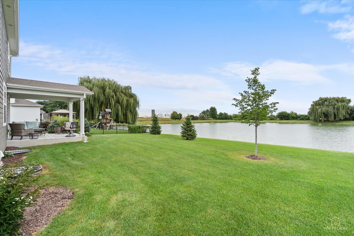 695 Kentshire Circle Property Photo 45