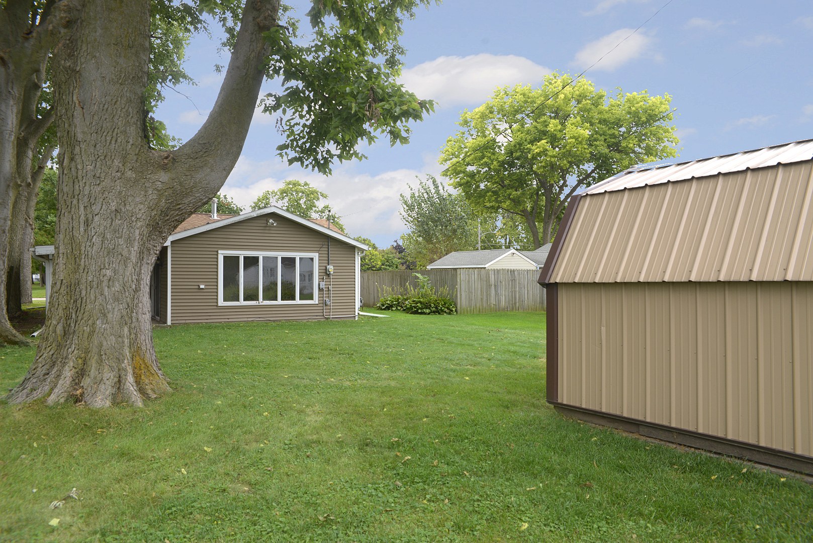 1114 Bergen Avenue Property Photo 12