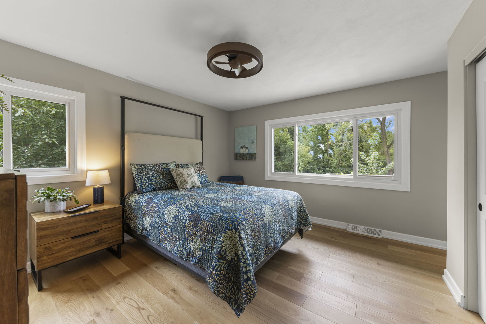 36 Golden Larch Court Property Photo 14