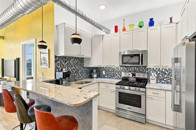 251 Newark Avenue 5d Property Photo 3