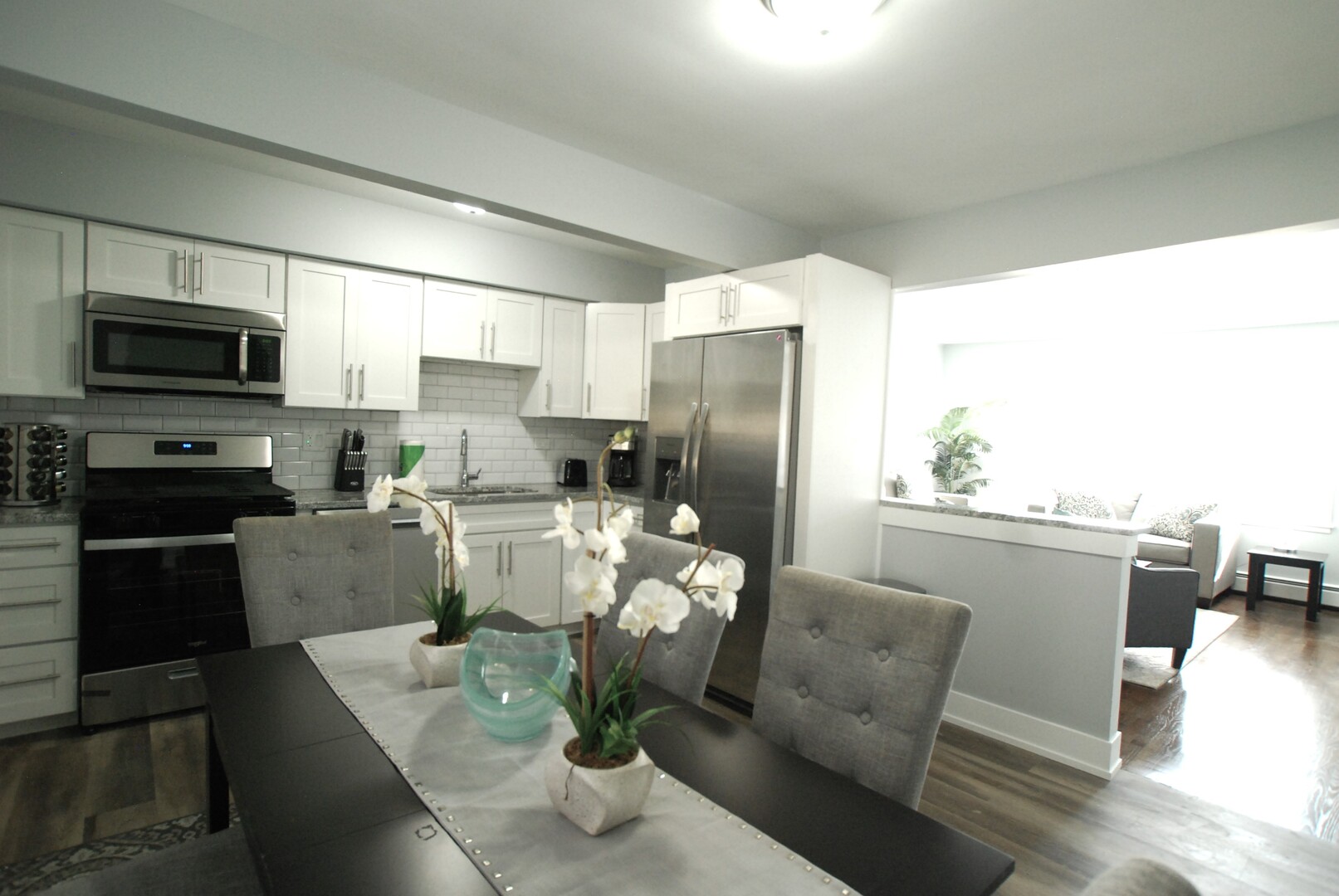 2246 S 17th Avenue 1e Property Photo 2